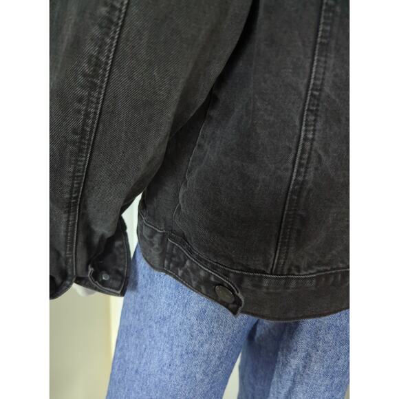 FOREVER 21 Black Denim Jean Jacket 7 Button Women's Size L - Picture 6 of 7